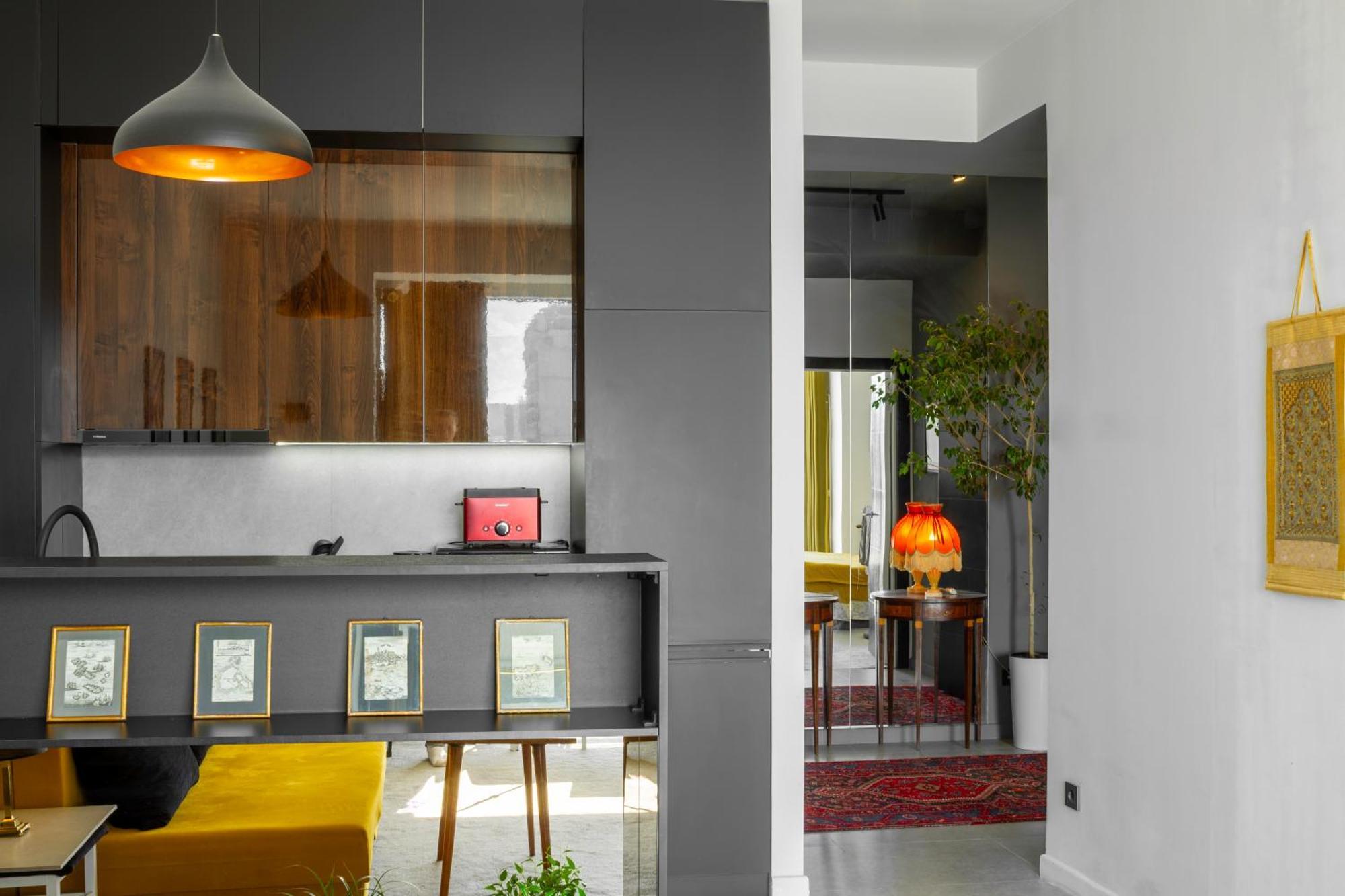 9Th And 6Th Floor Stylish Apartments With Mountainvista Bisjkek Eksteriør bilde