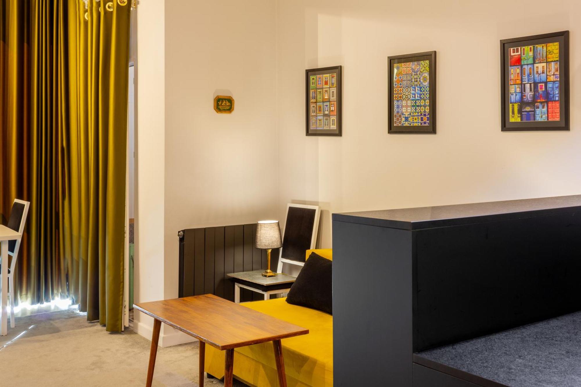 9Th And 6Th Floor Stylish Apartments With Mountainvista Bisjkek Eksteriør bilde